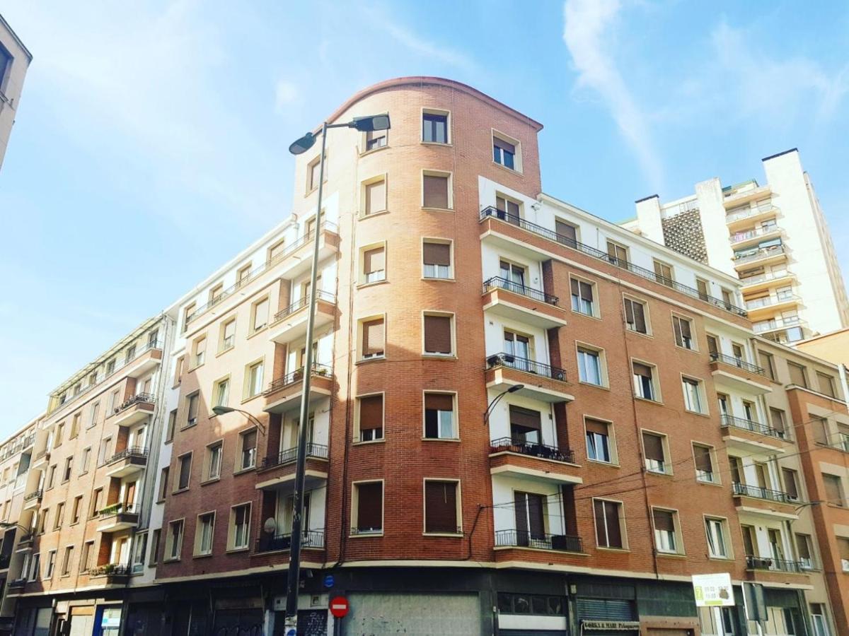 Bright And Modern Apartment In Bilbao City Center Dış mekan fotoğraf